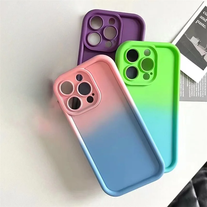For iPhone 15 Plus Anti-scratch Gradient Color Silicone Phone Case Precise Cutout Phone Cover - Pink Blue