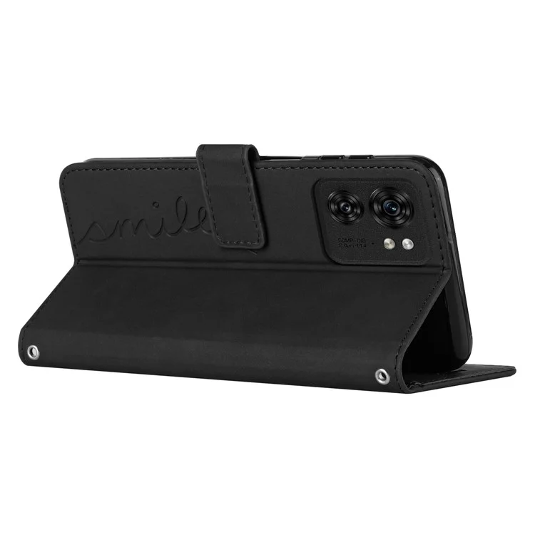 Funda de cuero con soporte y protección contra caídas para el Motorola Edge 40 5G, con diseño de corazón grabado - Negro