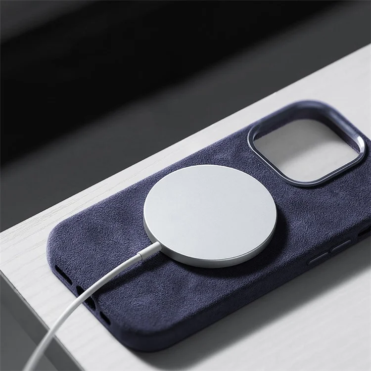 Pour Coque iPhone 15 Compatible avec MagSafe Suède PC Coque de Protection - Vert Foncé