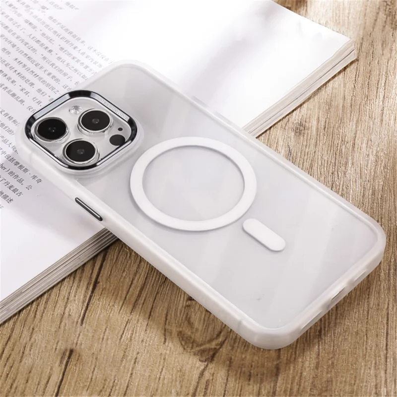 غطاء هاتف مقاوم للسقوط من مادة TPU+PC لهاتف iPhone 14 Pro، غطاء شفاف متوافق مع MagSafe - أبيض