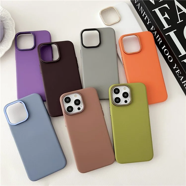 Für iPhone 15 Plus Hülle Skin-touch PC Metall Linse Rahmen Matt Handyhülle - Senfgrün