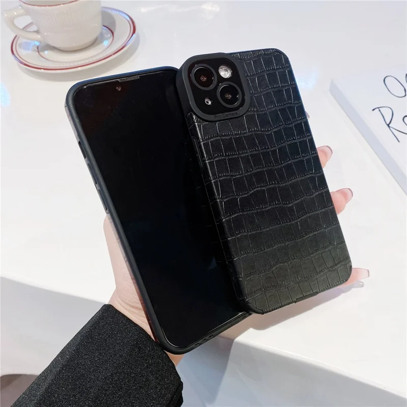 For iPhone 14 Case Crocodile Texture Anti-scratch PU Leather Coated TPU Cell Phone Cover - Red