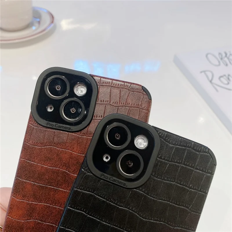 For iPhone 14 Case Crocodile Texture Anti-scratch PU Leather Coated TPU Cell Phone Cover - Red