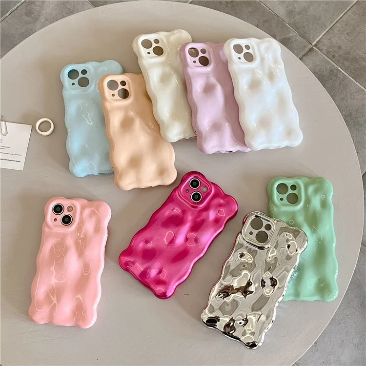 Per iPhone 14 TPU Case Wavy Edge Solid Color Protective Phone Cover - Crema Bianco