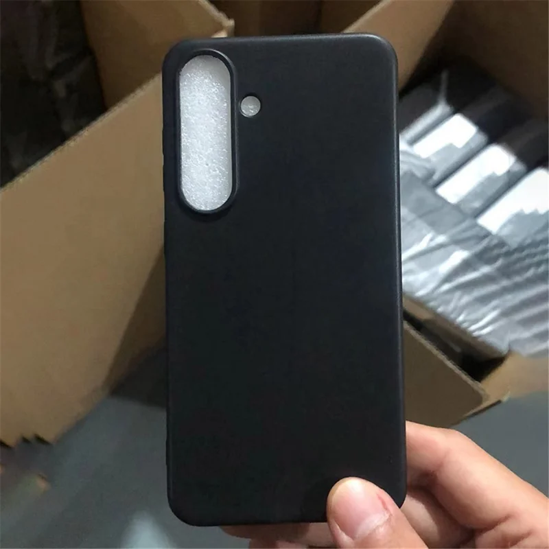 For Samsung Galaxy S24 Cell Phone Case Glossy Anti-scratch TPU Phone Cover (Big Rear Lens Hole) - Black
