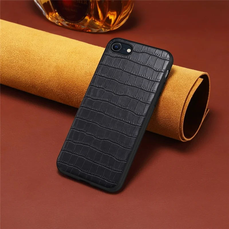 For iPhone 7 / 8 / SE (2020) / SE (2022) Case Crocodile Textured PU Leather+PC+TPU Phone Cover - Black