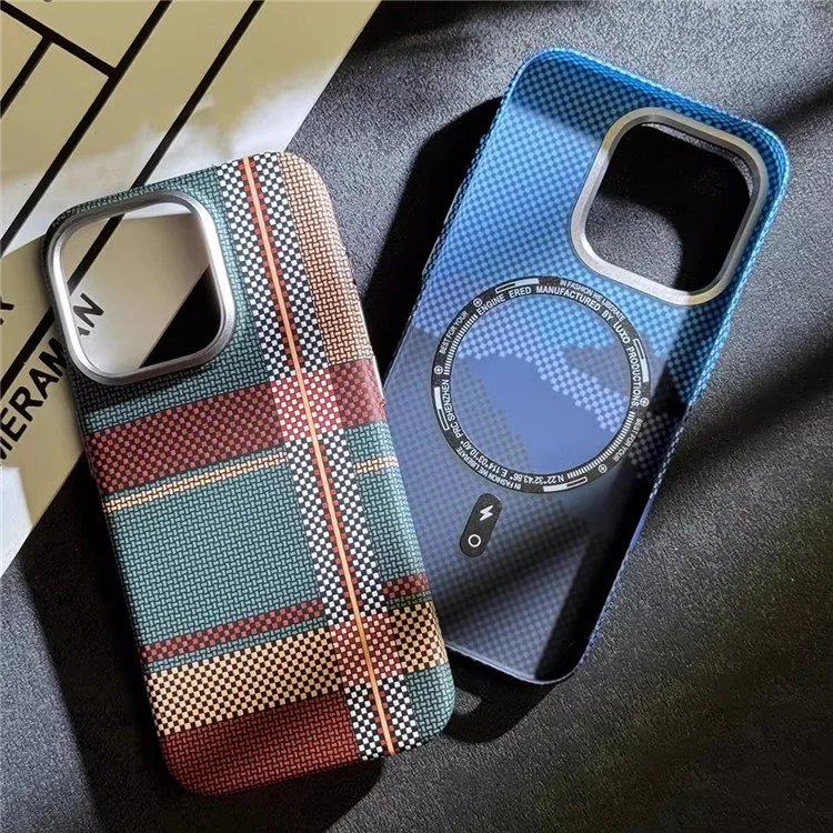 For iPhone 13 Pro 6.1 inch Cover Hard PC Carbon Fiber Texture Case Compatible with MagSafe - Red  /  Green