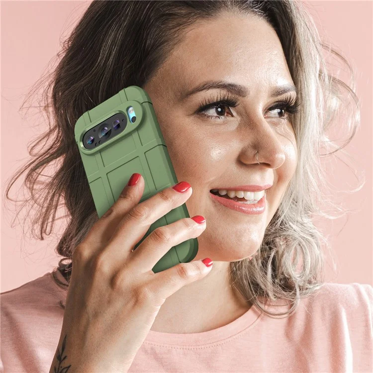 For Google Pixel 9 / Pixel 9 Pro Case Soft TPU Phone Back Cover Square Grid Texture - Green