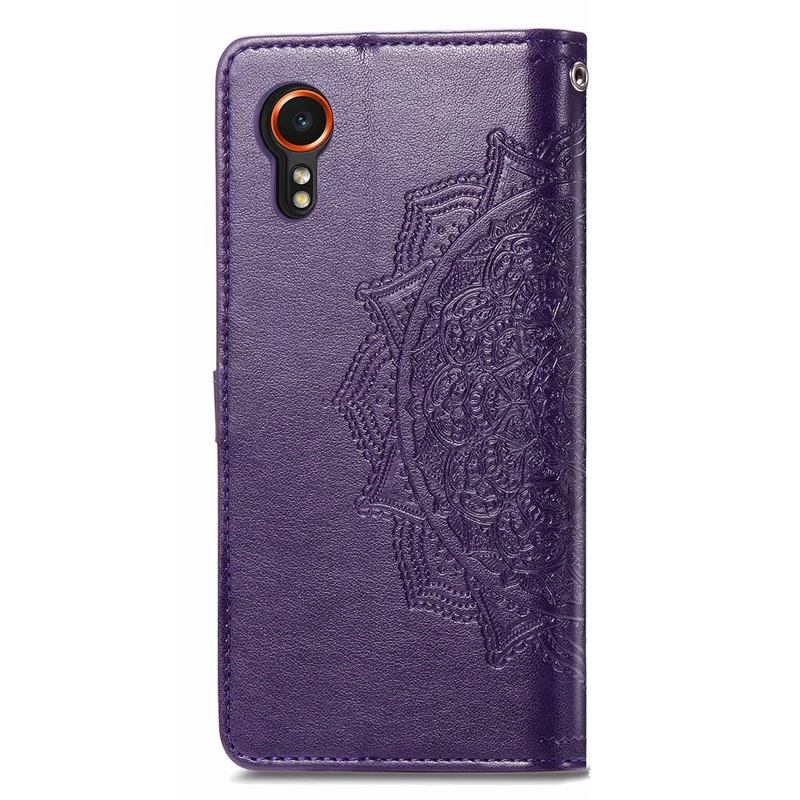 Pour Samsung Galaxy Xcover7 Étui de téléphone magnétique Motif de fleurs et de mandala en relief Porte-cartes - Violet