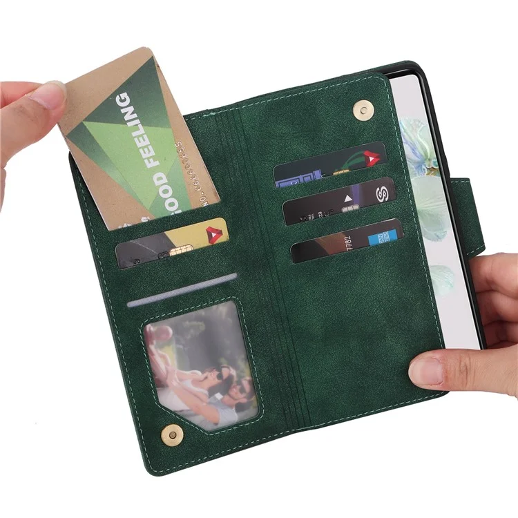 Funda para Google Pixel 7 5G Múltiples Ranuras para Tarjetas Decoración con Remaches Soporte de Piel - Verde