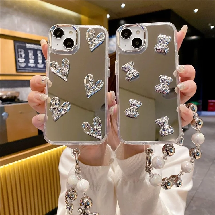Für iPhone 14 Case Stylish Mirror Surface TPU+PC Phone Back Cover mit Armband - Herz