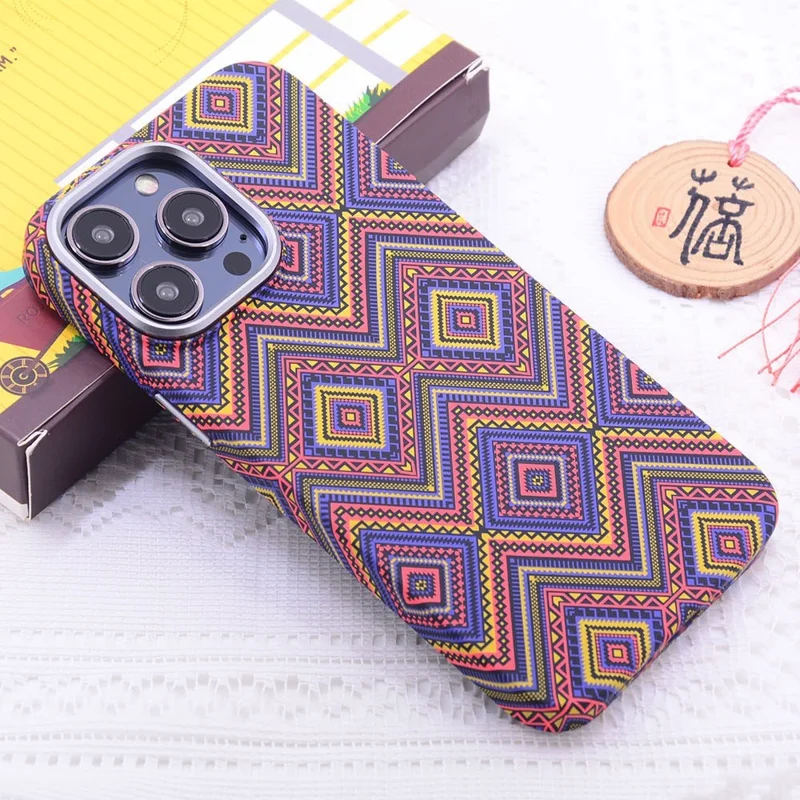 For iPhone 15 Pro Max Luminous Magnetic Phone Case PC Shockproof Cover Compatible with MagSafe - Ethnic Style Plaid Pattern