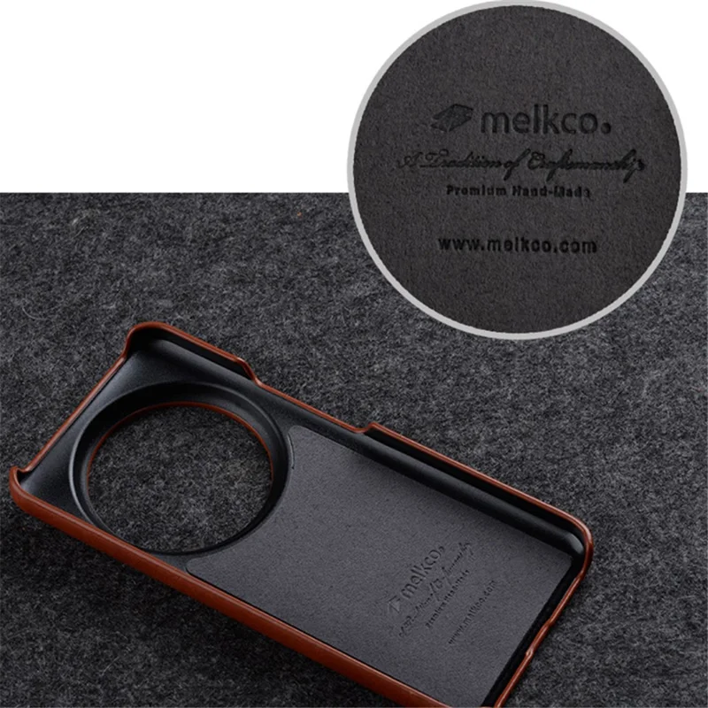 MELKCO For Xiaomi 14 Case Genuine Cow Leather Coated PC Incomplete Waxy Phone Cover - Brown