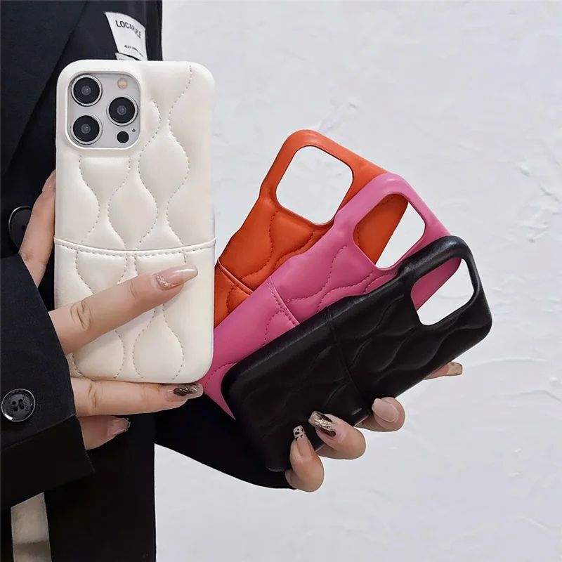 Funda para iPhone 15 Pro con ranura para tarjeta, revestimiento de cuero PU y cubierta trasera de TPU - Naranja