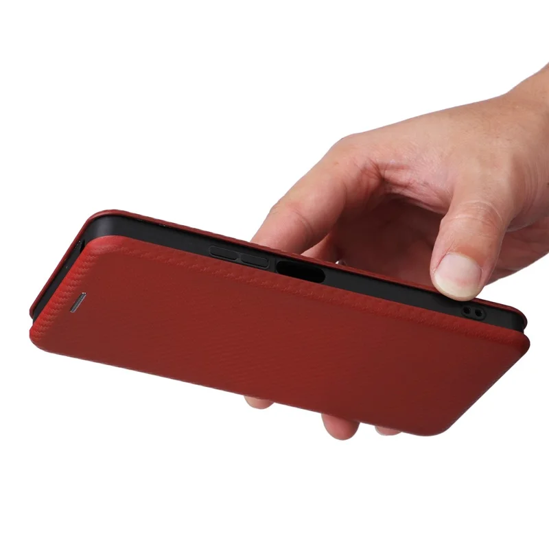 Para Capa de Telefone TCL 50 5G de Couro com Textura de Fibra de Carbono e Fecho Magnético - Marrom