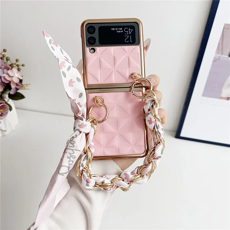 For Samsung Galaxy Z Flip4 5G Case Grid Pattern Leather Phone Back Cover with Chain Bracelet - Pink