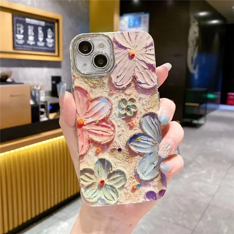 Pour iPhone 14 Case Electroplating Epoxy TPU Phone Cover avec PC Lens Film+Metal Lens Frame - Pink+Blue Flower