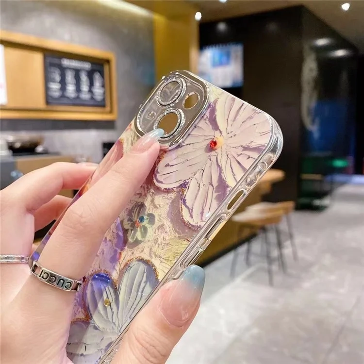 Pour iPhone 14 Case Electroplating Epoxy TPU Phone Cover avec PC Lens Film+Metal Lens Frame - Pink+Blue Flower