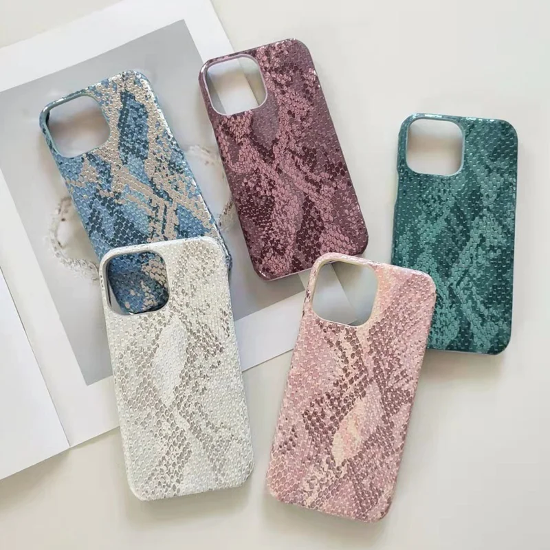 For iPhone 15 Pro Max   Mobile Supplier Phone Case Lacquered Snake Texture PU Leather+PC Cover - Sky Blue