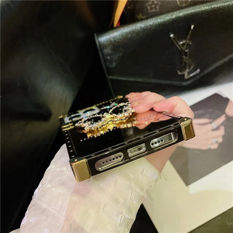 For iPhone 15 Pro Max TPU+PC Cover Electroplated Phone Case with Butterfly Kickstand - Black