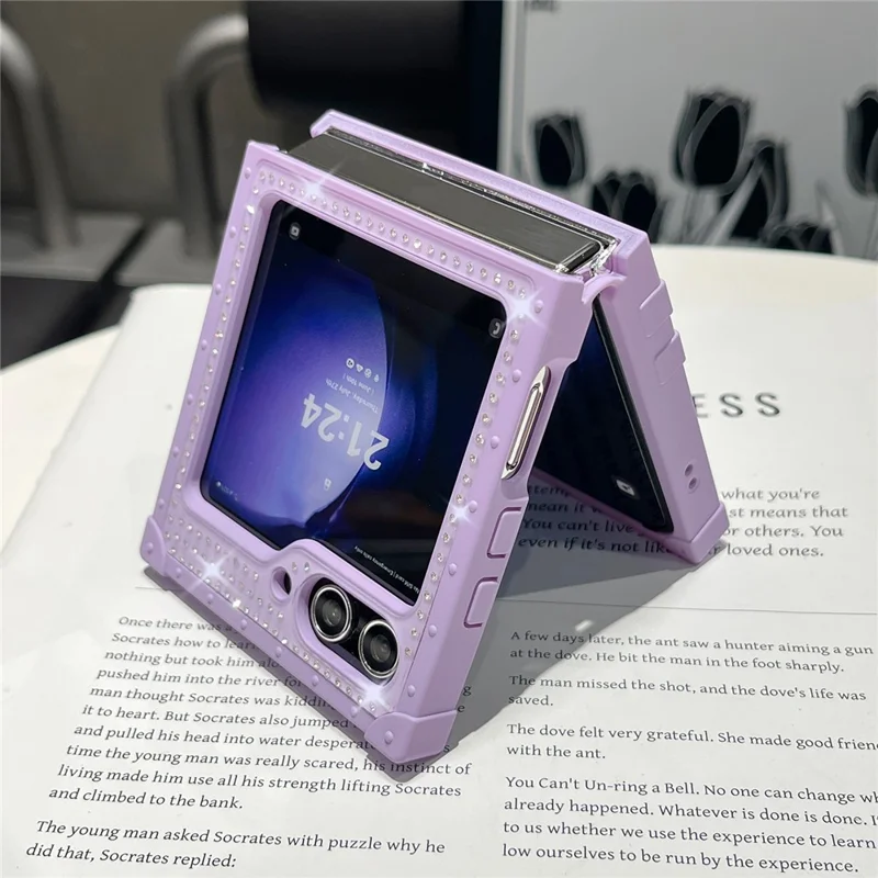 For Samsung Galaxy Z Flip5 5G Phone Case Rhinestone Decor TPU+PC Diamond Pattern Metal Badge Cover - Purple
