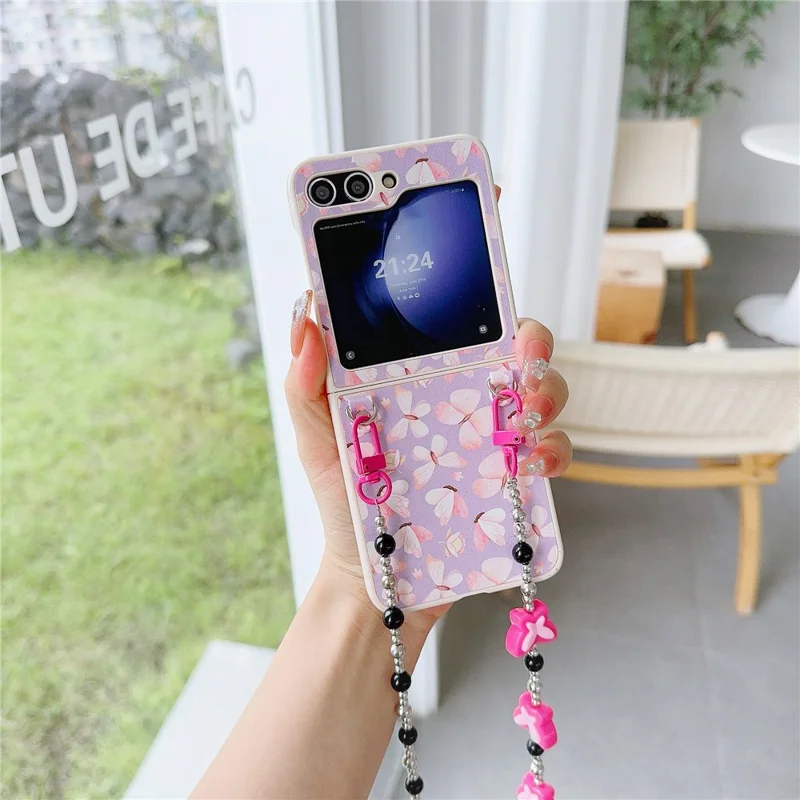 Étui Téléphone Pliant pour Samsung Galaxy Z Flip5 5G, Motif Papillon PU+PC Couvercle avec Sangle Bandoulière à Perles - Rose