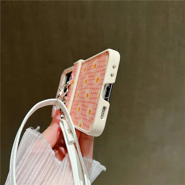 Pour Samsung Galaxy Z Flip5 5G Glittery Powder Phone Case PC Phone Shell with Long Strap - Rose