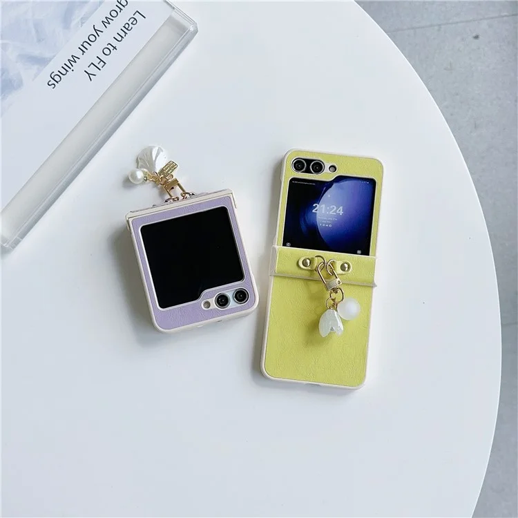 For Samsung Galaxy Z Flip5 5G Case PU Leather+PC Phone Shell with Pendant Crazy Horse Texture - Yellow