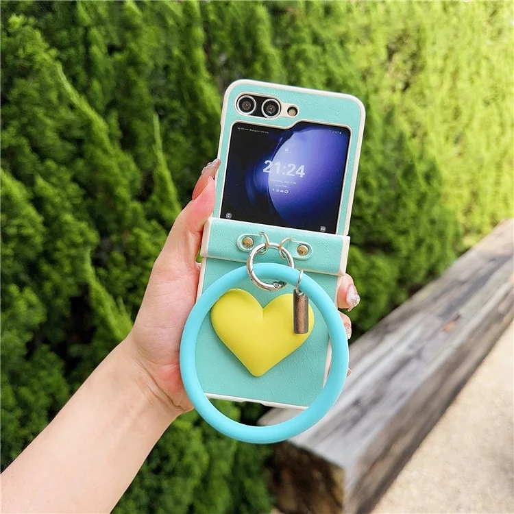 For Samsung Galaxy Z Flip5 5G Cover PU Leather+PC Phone Protective Case with Round Wristband Crazy Horse Texture - Baby Blue