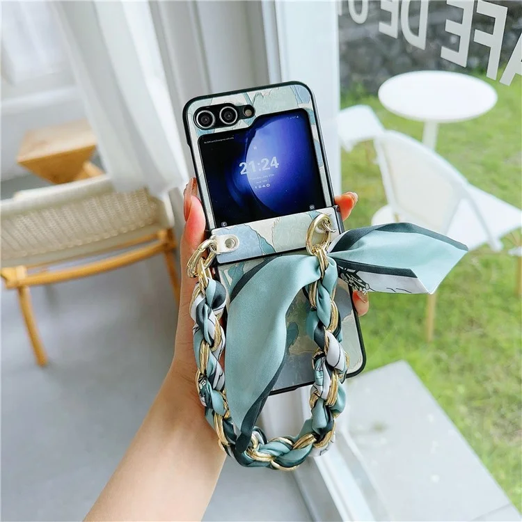 Pour Samsung Galaxy Z Flip5 5G Wholesale Case PU Cuir+PC Coque de Téléphone avec Chaîne d'Écharpe en Soie Motif Laqué Conception - Tulipe