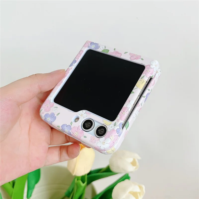 For Samsung Galaxy Z Flip5 5G Glittery Powder Phone Case PC Phone Shell with Long Strap - Colorful Flower