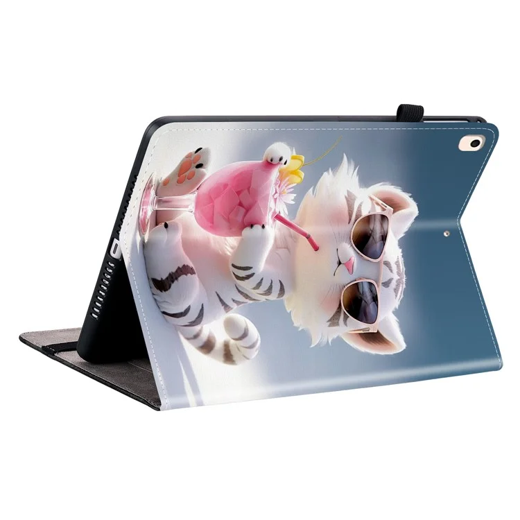 Funda de Cuero para iPad 10.2 (2021) / (2020) / (2019) / Air 10.5 pulgadas (2019) con Patrón Impreso, Soporte para Tablet con Ranuras para Tarjetas - Tigre de Dibujos Animados