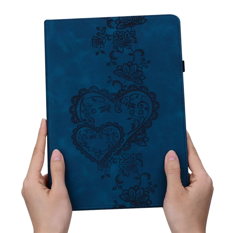 Custodia in Pelle per iPad 10.2 (2021) / (2020) / (2019) / Air 10.5 pollici (2019) con Stampa a Cuore, Supporto Pieghevole, Slot per Schede, Porta Stilo - Blu