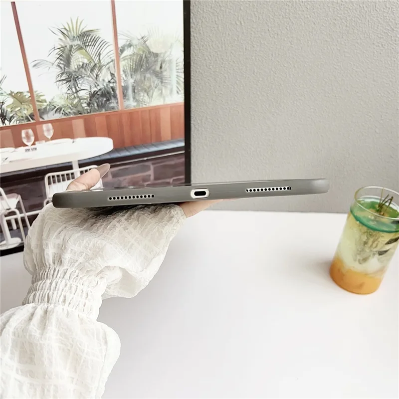 For iPad 10.9 (2022) Case Solid Color TPU Tablet Cover with Pencil Holder - White