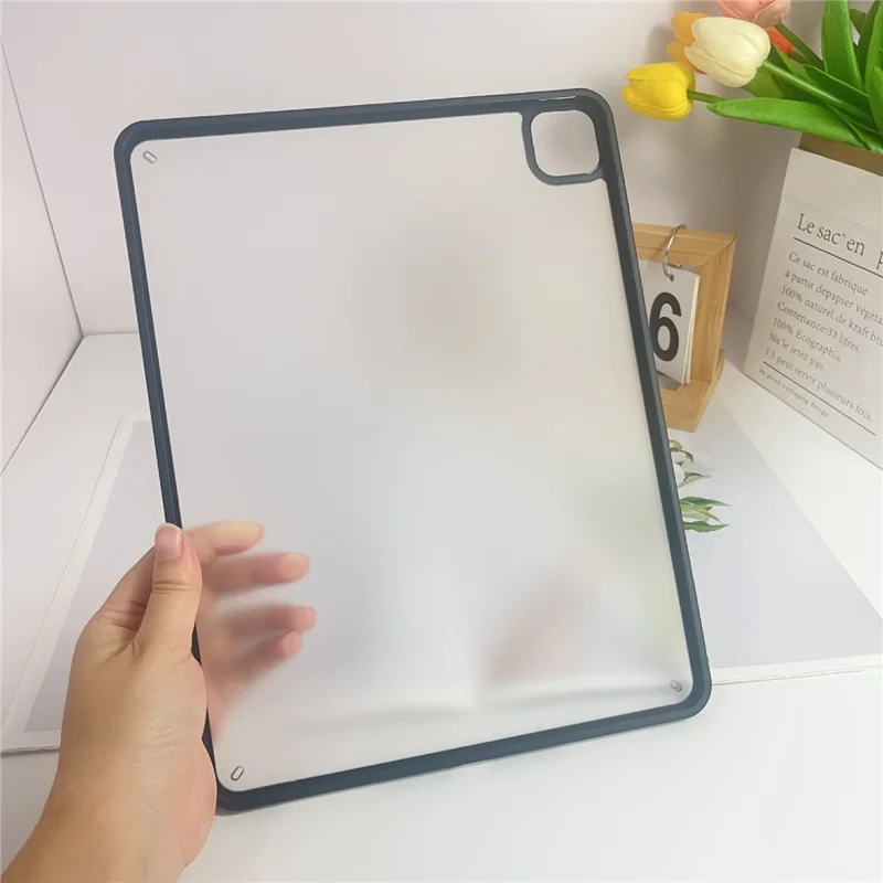 Capa para iPad Air 13 (2025) / (2024) / Pro 13 (2024) em TPU + Acrílico + PC Fosca à Prova de Impacto - Preto