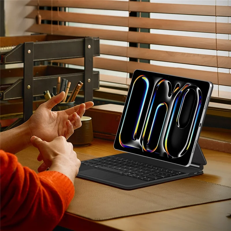 Für iPad Pro 13 (2024) Intelligente Pogo-Pin-Direktverbindungs-Tastatur + Ledertasche - Schwarz