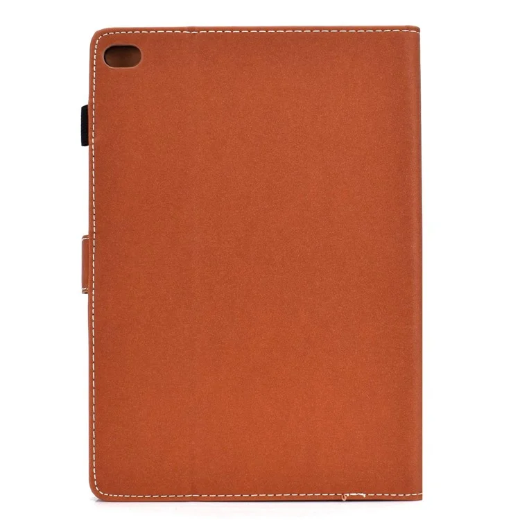 Para iPad Air 2 / Air (2013) / iPad 9.7-inch (2017) / (2018) Capa de Couro Sólido Resistente a Choques Stitched Folio Flip Cover Fecho Magnético Capa de Couro para Tablet com Suporte / Slots para Cartões - Marrom