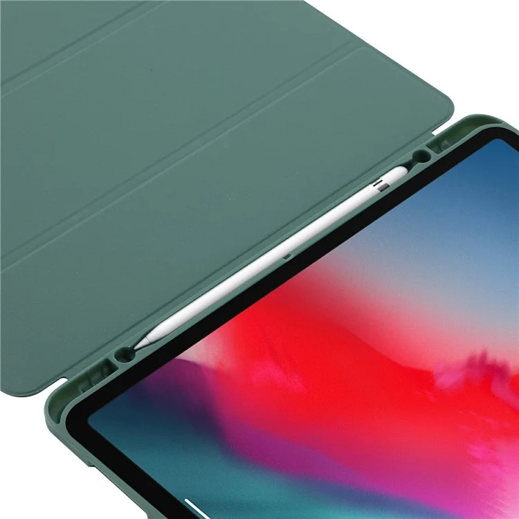 Für iPad Pro 11 (2024) Gehäuse Skin-Touch Tri-Fold Stand Leder Tablet Abdeckung mit Stifthalter - Dunkelgrün - Dunkelgrün