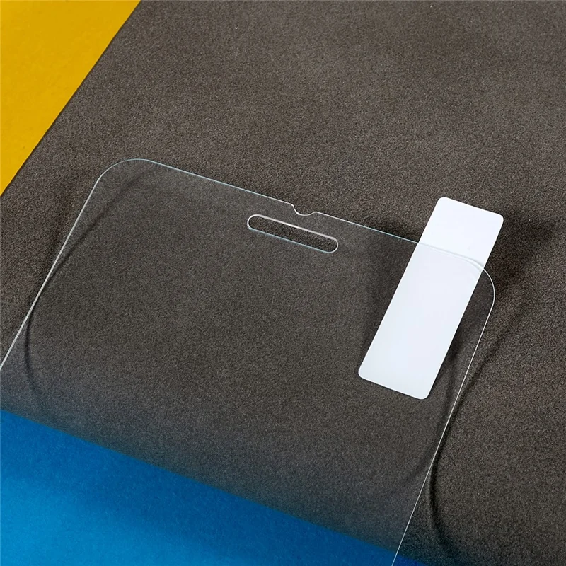 Screen Protector For iPhone SE (2022) / (2020) / 8 / 7 / 6s , 0.3mm HD Clear Tempered Glass Film