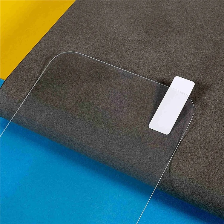 Para el Iphone 15, el Protector de Pantalla Anti-explosión de Vidrio Templado Ultra Transparente, Una Película Protectora de Borde de Arco de 0.3 mm