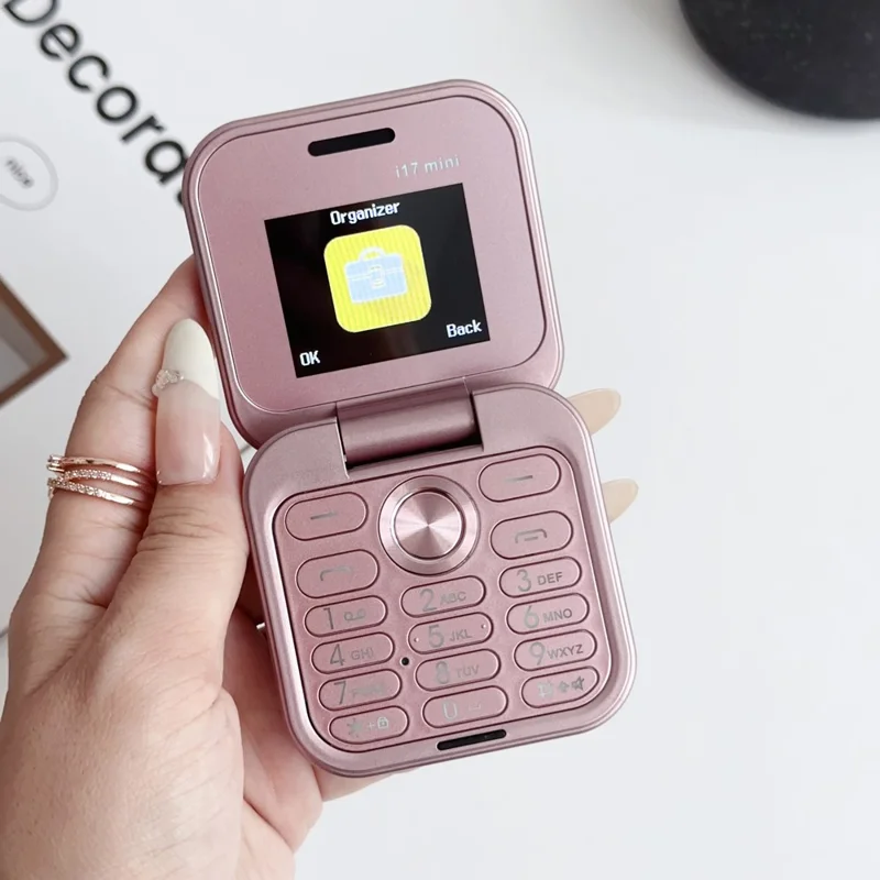 i17mini Dual SIM Mini mobiltelefon för äldre 2G 32MB+32MB Flip vikbar telefon - Lila