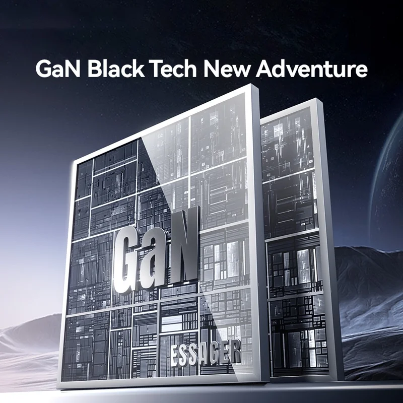 ESSAGER PD 33W GaN Dual Type-C Travel Charger with LED Display Fast Charging Compact Power Adapter - UK Plug  /  White