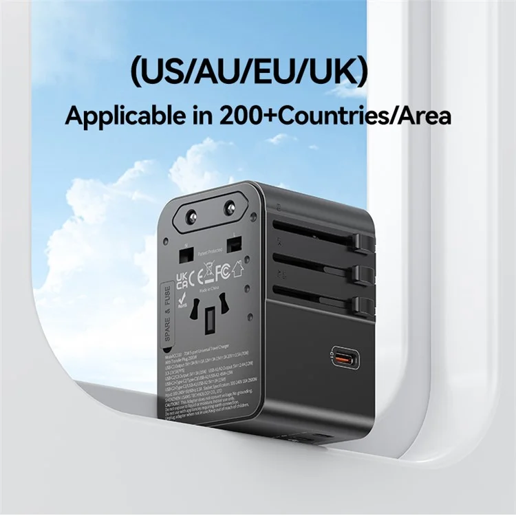 USAMS CC310 T68 70W Travel Phone Adapter 5-Port Multi-Country Converter Fast Charging 2500W Wall Charger