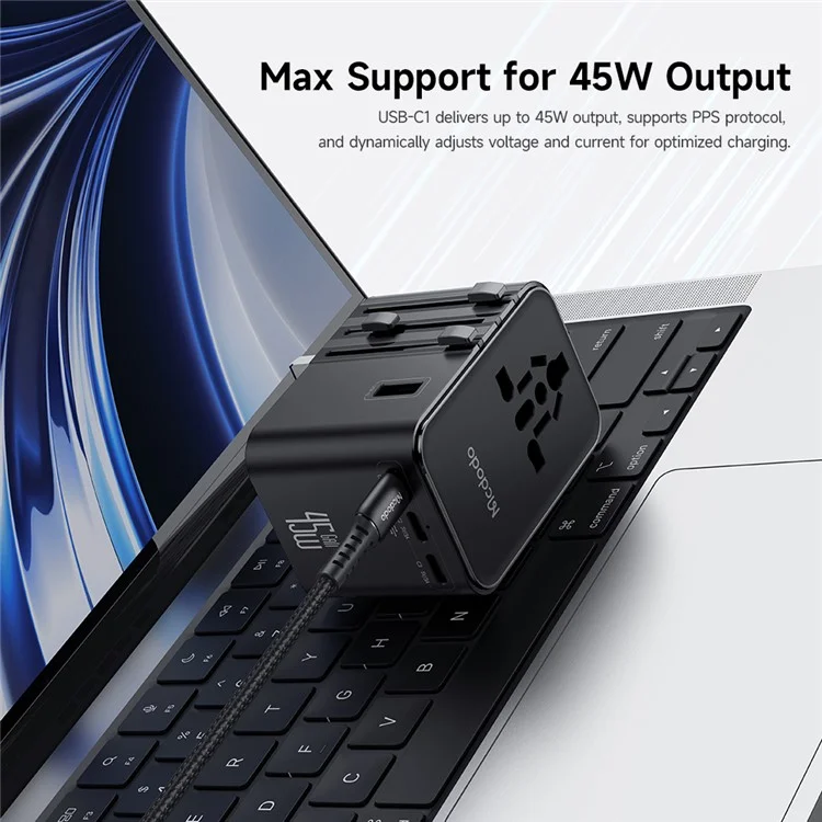 Adaptateur de voyage universel MCDODO CP-3270 MDD G5 Series 45W avec 3 USB-C + 2 USB-A et câble USB-C vers USB-C