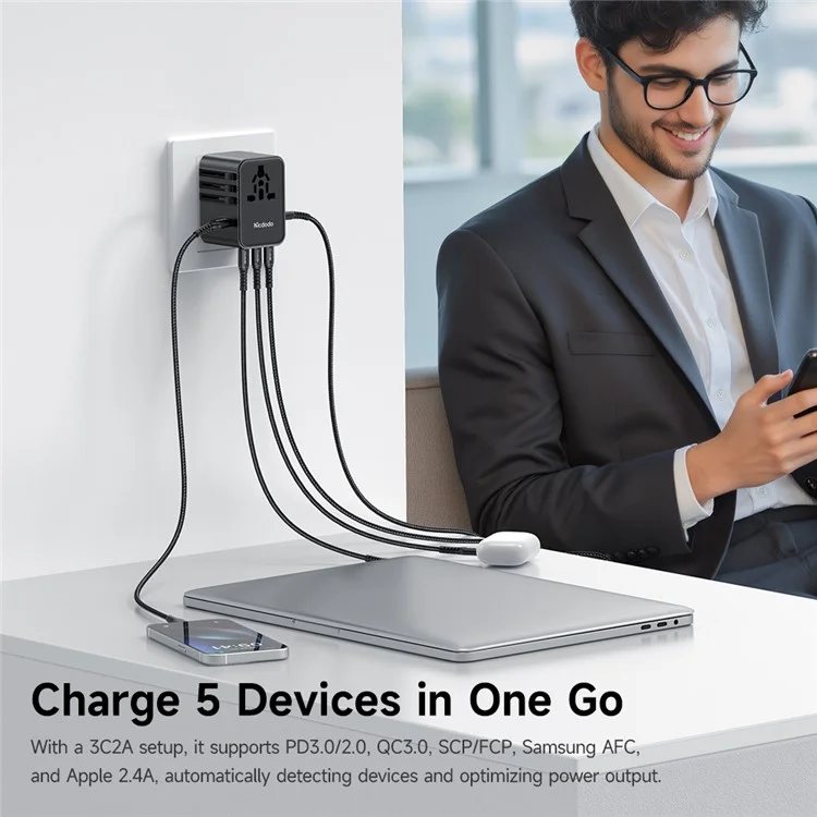 Adaptateur de voyage universel MCDODO CP-3270 MDD G5 Series 45W avec 3 USB-C + 2 USB-A et câble USB-C vers USB-C