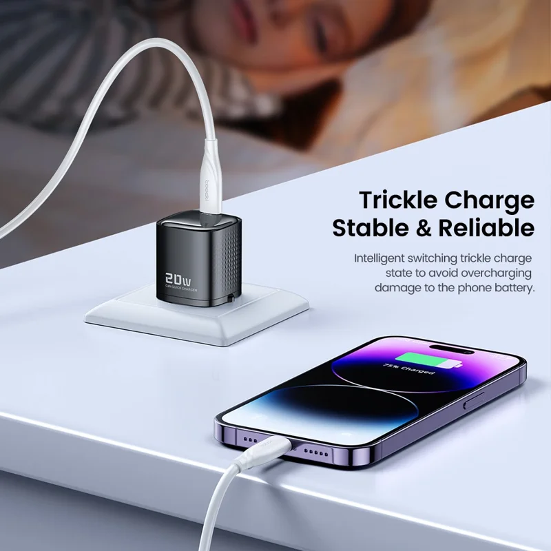 Carregador de Parede TOOCKI TCT20 PD 20W USB-C com Adaptador de Carregamento Rápido - Plug EU, Preto
