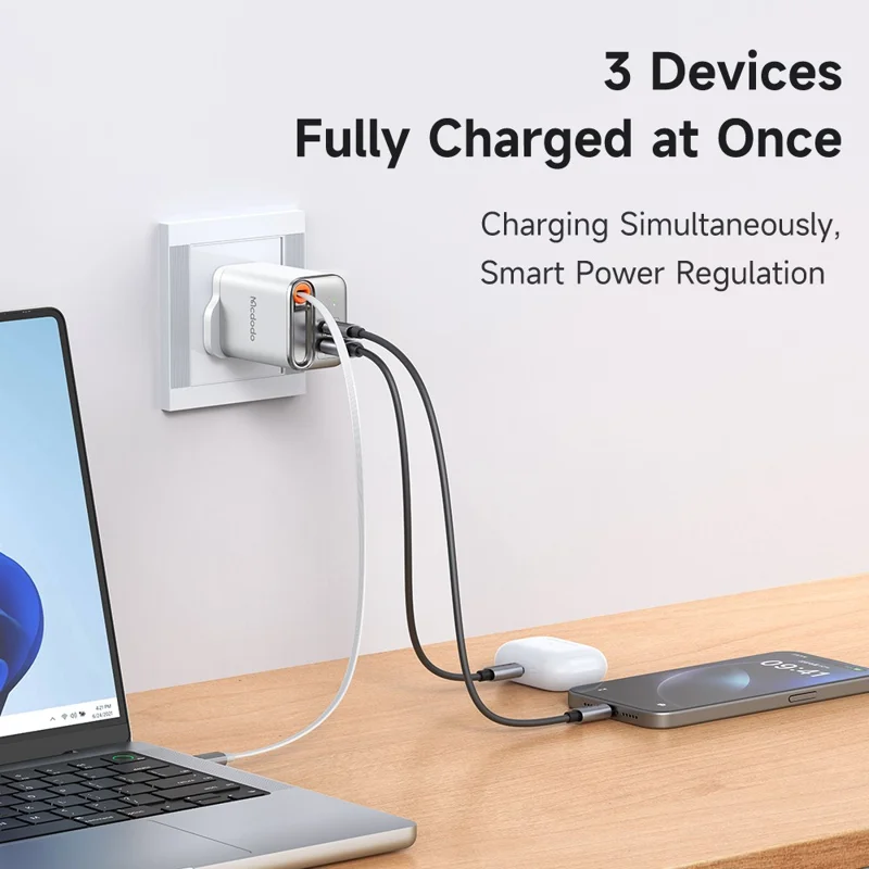MCDODO CH-409 FreeGo 67W GaN Charger USB-C USB-A Power Adapter with Built-in Retractable Cable, UK Plug - White