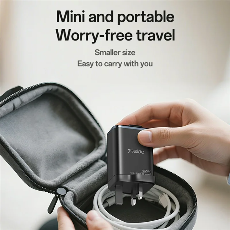 YESIDO YC146 UK Plug 67W GaN Charger with Retractable Type C Cable Digital Display Fast Charging Adapter
