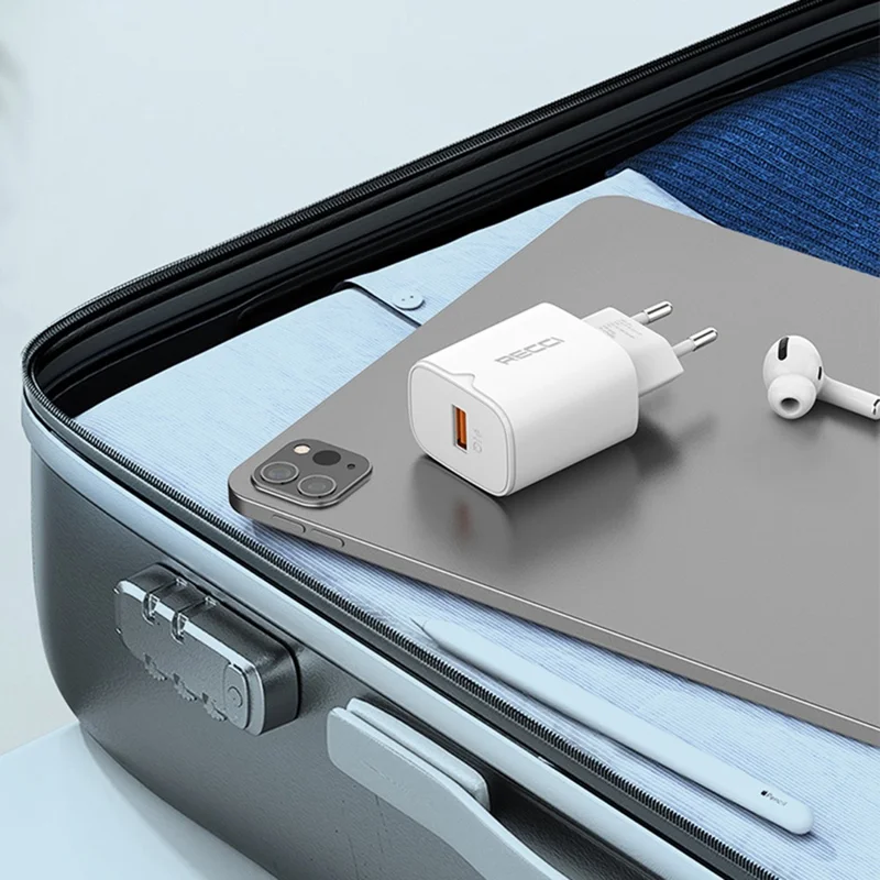 RECCI RC51E 18W QC3.0 Fast Charging Adapter Portable EU Plug USB-A Wall Charger for iPhone / Samsung / iPad
