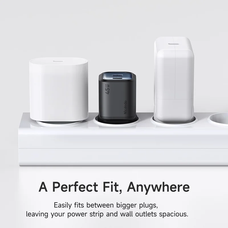 MCDODO CH-1002 EU Plug 45W Fast Charging Adapter Dual USB-C GaN Charger for iPhone iPad MacBook Samsung - Black